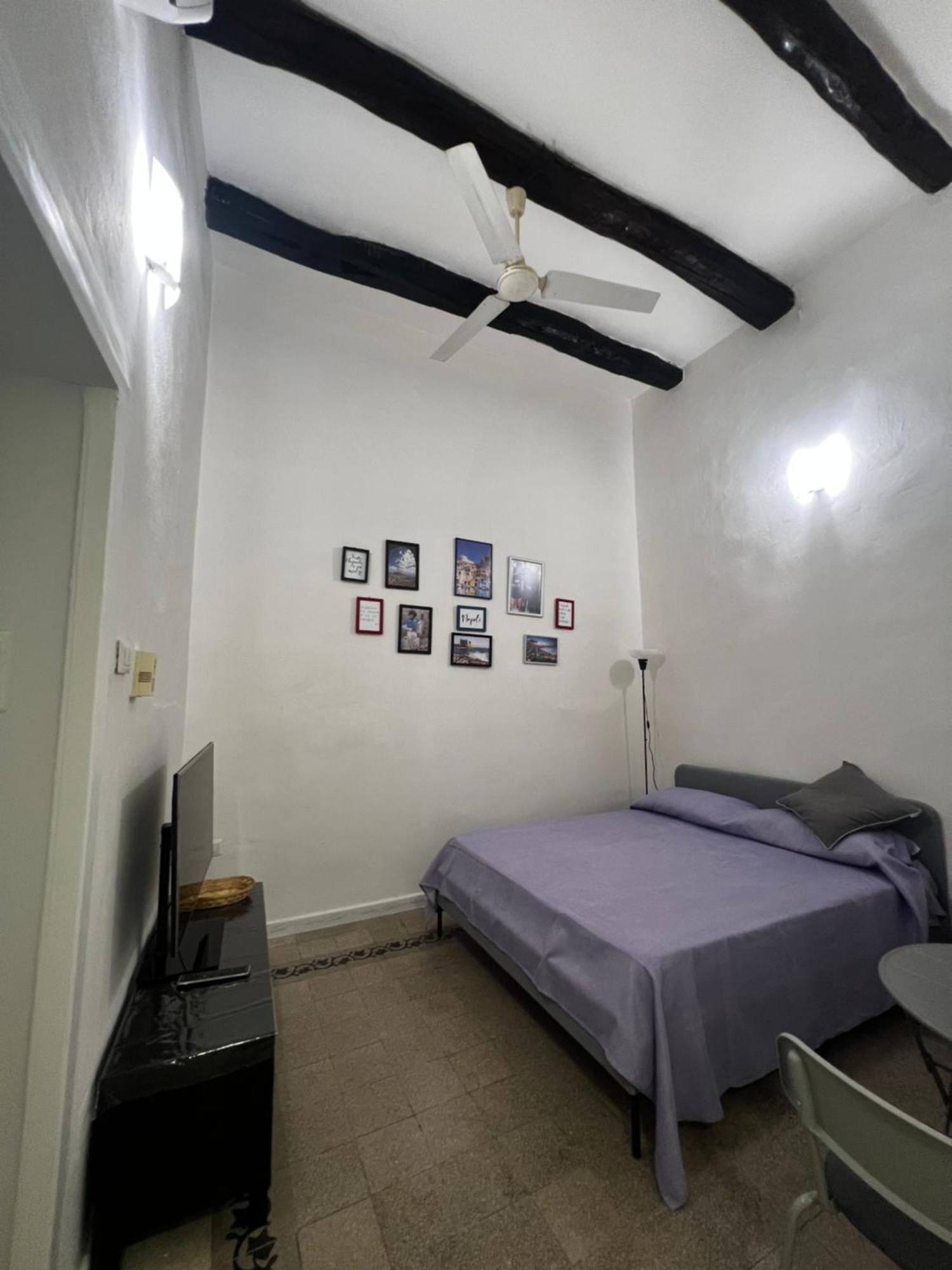 Dimora Nardones Hotel Наполи Екстериор снимка